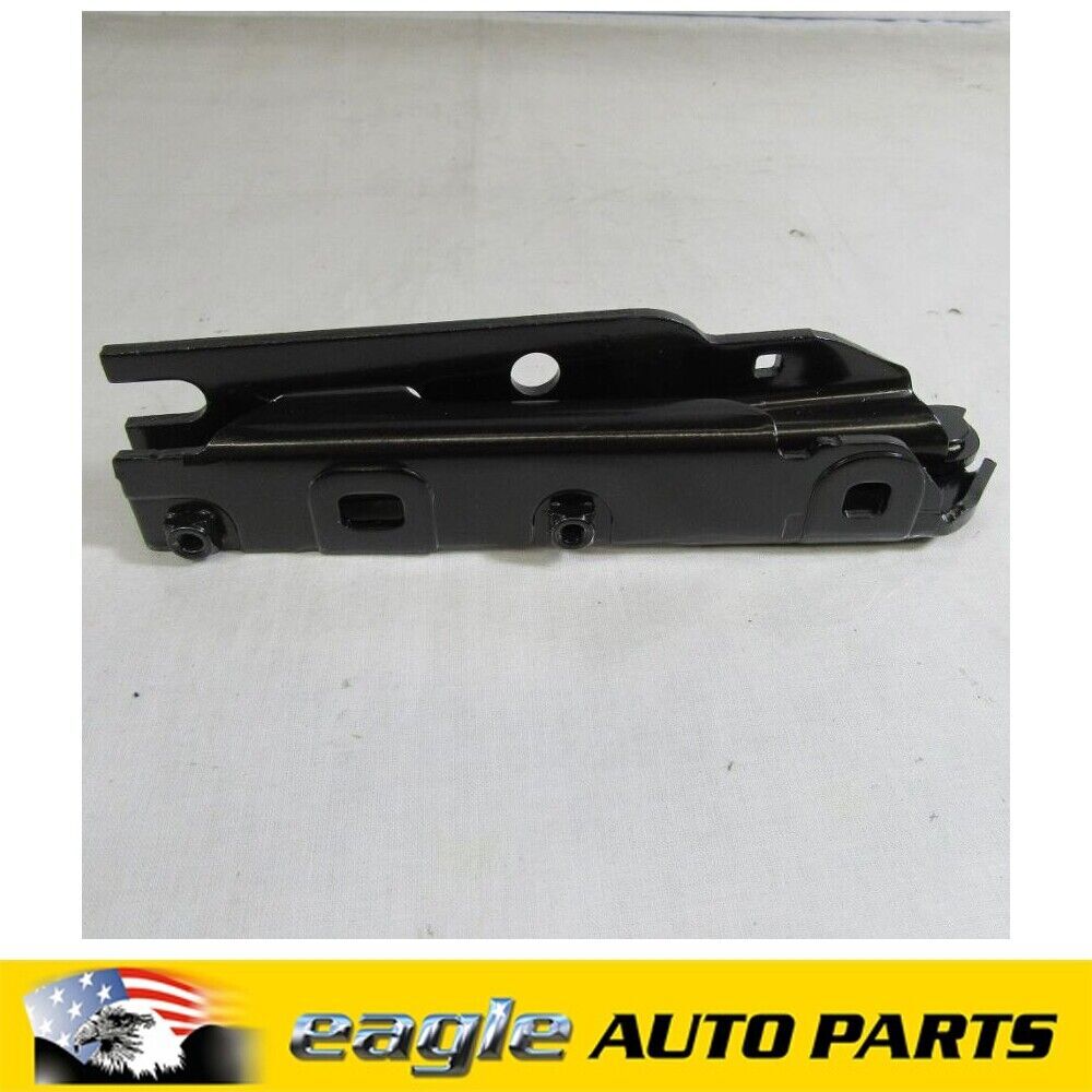 Genuine SAAB 9-3 2003 - 2007 R/H Front Bonnet Hinge # 12799880