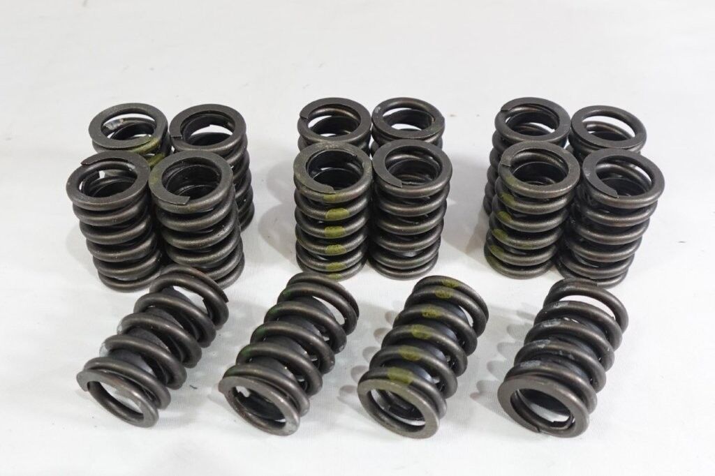 CHEV 6.5 DIESEL VALVE SPRING SET INTAKE - EXHAUST # 212-1310