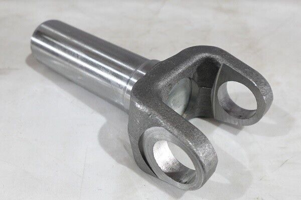 FORD C4 C10 TRANS YOKE SUITS TOP LOADER 28 SPLINE # 21R-3-3158