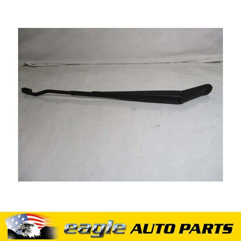 Genuine SAAB 9000 1992 - 1993 R/H Windscreen Wiper Arm # 4095642