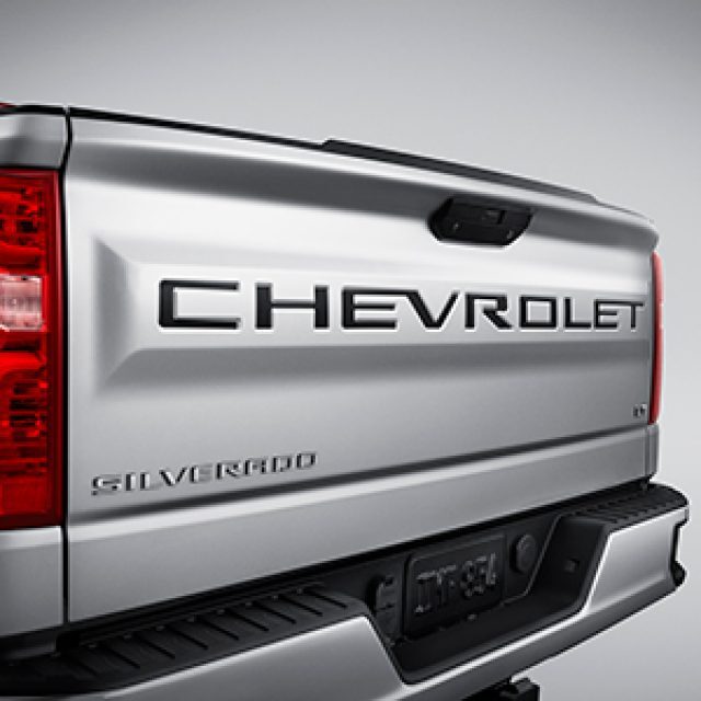 CHEVROLET SILVERADO TAILGATE DECAL LETTERING BLACK 2020 - 2023 GENUINE 84370615