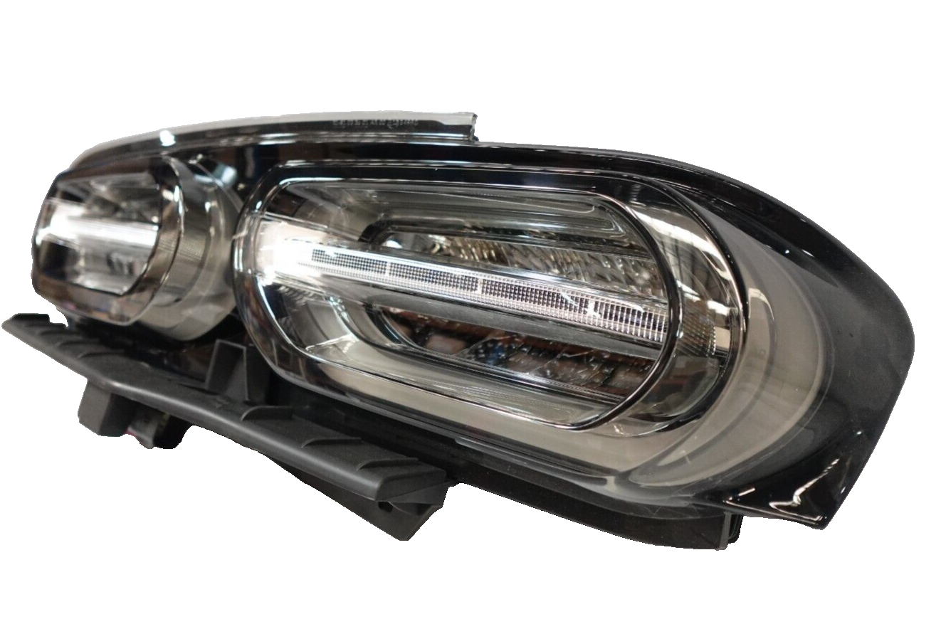 Chev Camaro Right Hand Side Tail Light 2019 2020 Genuine GM # 84725132