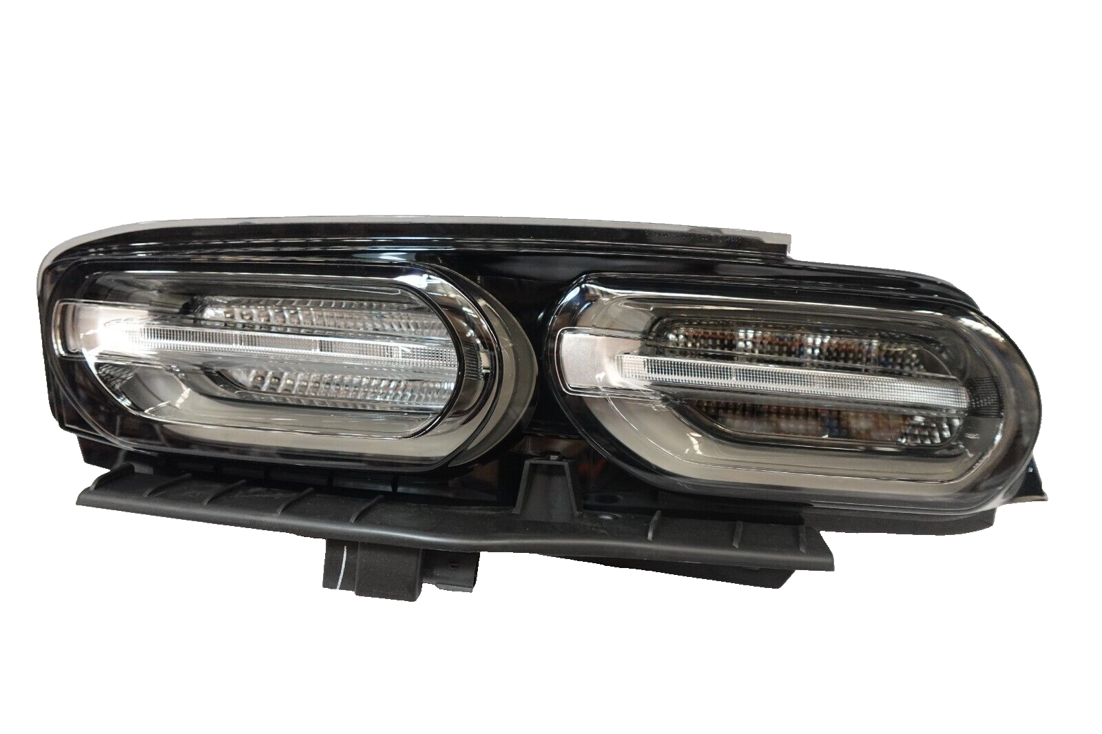 Chev Camaro Right Hand Side Tail Light 2019 2020 Genuine GM # 84725132