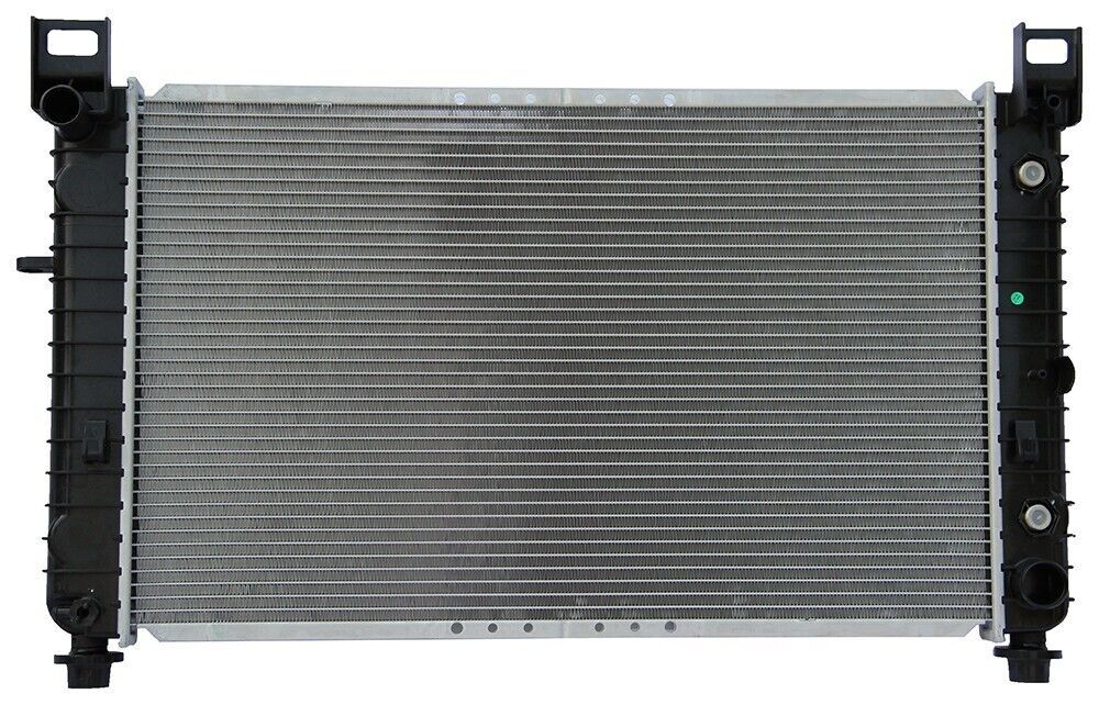 CHEV C1500 SILVERARDO 1999 - 2004 V8 4.8L & 5.3L AUTO RADIATOR # 9594
