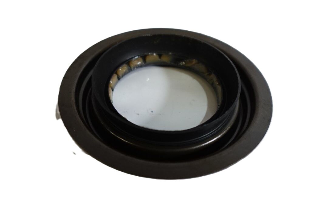 HUMMER H3 FRONT DIFF PINION SEAL # 12479267