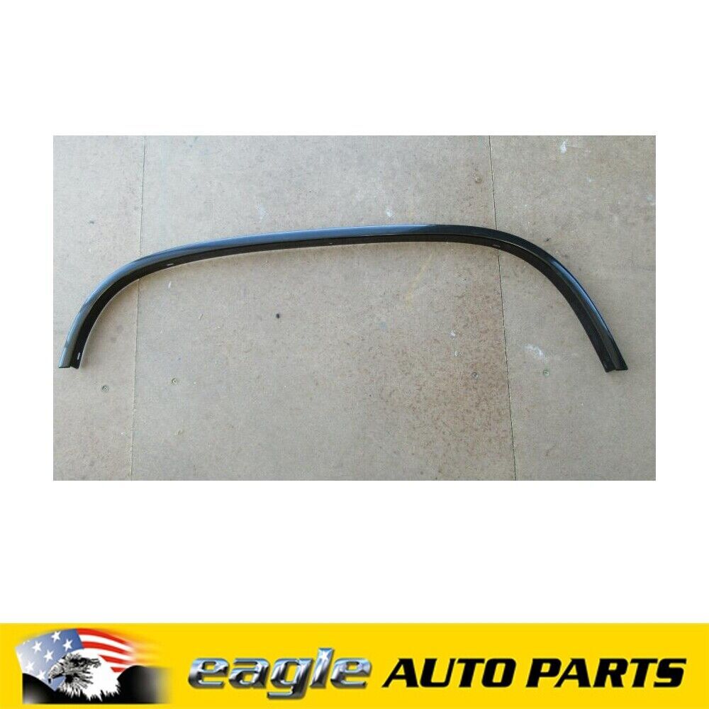CHEV TRUCK 1993 LHF WHEEL ARCH MOULD GM # 15546447