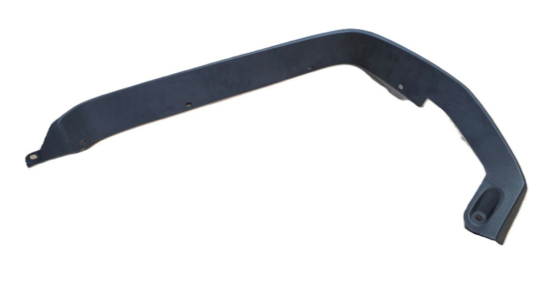HUMMER H3 LEFT HAND FRONT GUARD FLARE MOULDING # 15822884