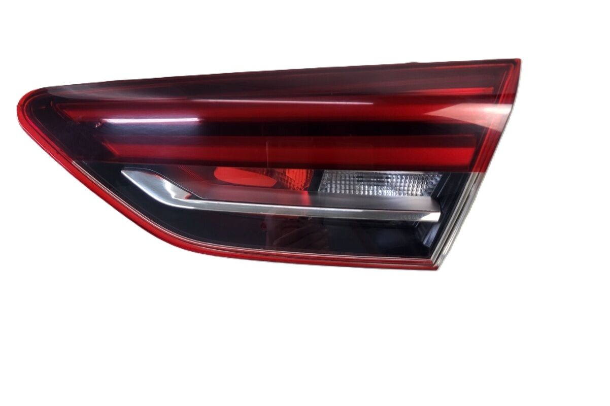 HOLDEN ZB COMMODORE LIFTBACK RIGHT HAND LED TAILGATE LAMP 39108792