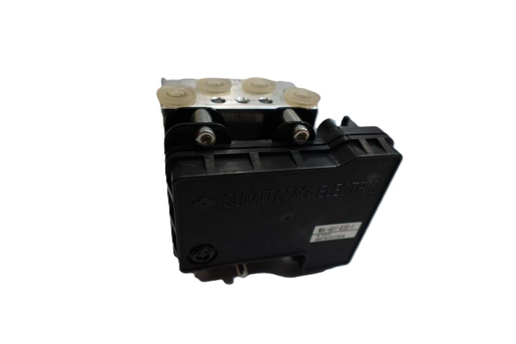 MITSUBISHI OUTLANDER 2002 - 06 HYDRAULIC ABS UNIT 4670A006