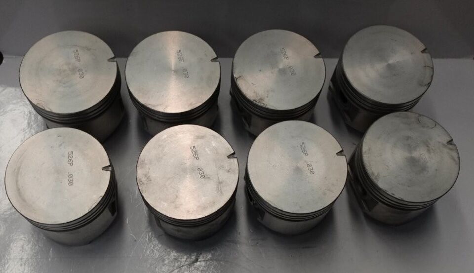 CHRYSLER 318 V8 FLAT TOP PISTON SET PLUS .030" OVERSIZE