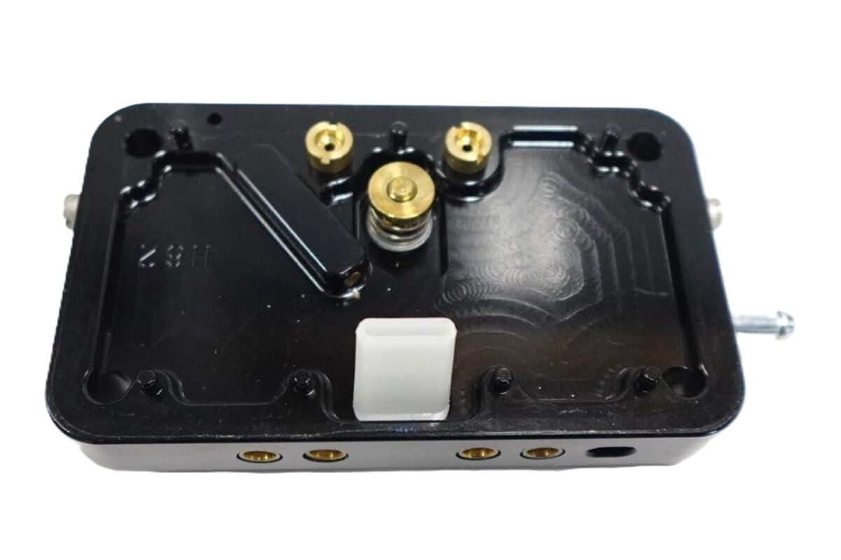 BRAWLER 650CFM CARBURETOR FRONT BLACK METERING BLOCK TAKE OFF # 67207-MB-TO
