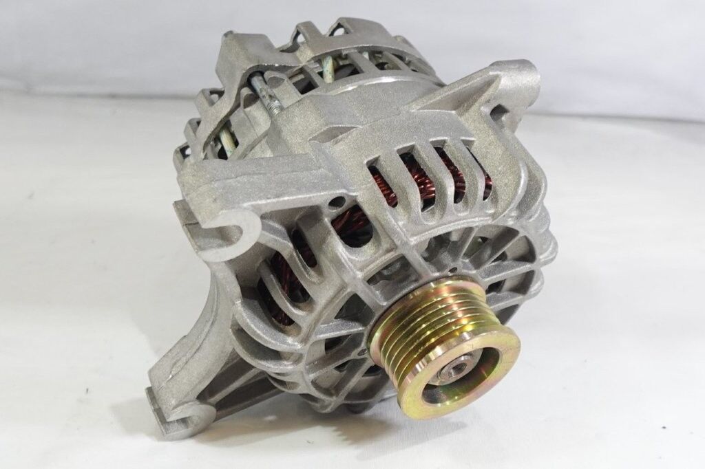 FORD MUSTANG 4.6L ALTERNATOR 1999 - 2004 # 8252N