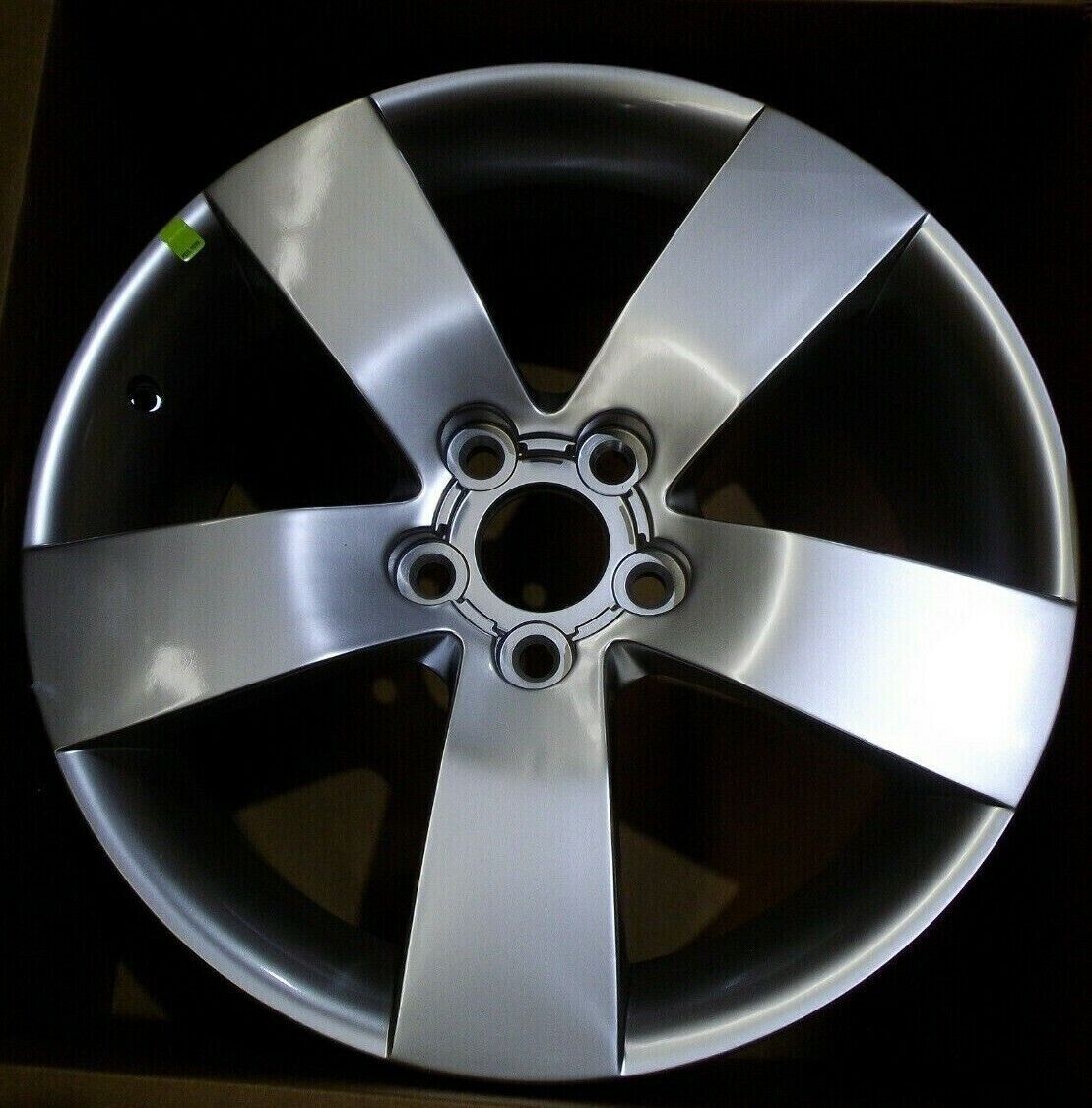 Holden Commodore VE SSV Series 1 Mag Wheel 19
