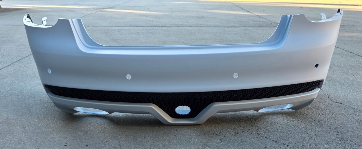 HSV VE E1 GTS CLUBSPORT R8 SENATOR W427 REAR BUMPER BAR FASCIA GENUINE 92196515