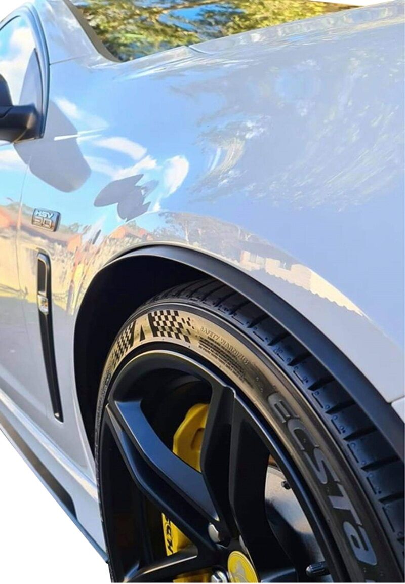 HSV VF GTS CLUBSPORT MALOO RIGHT HAND FRONT WHEEL GUARD SPAT