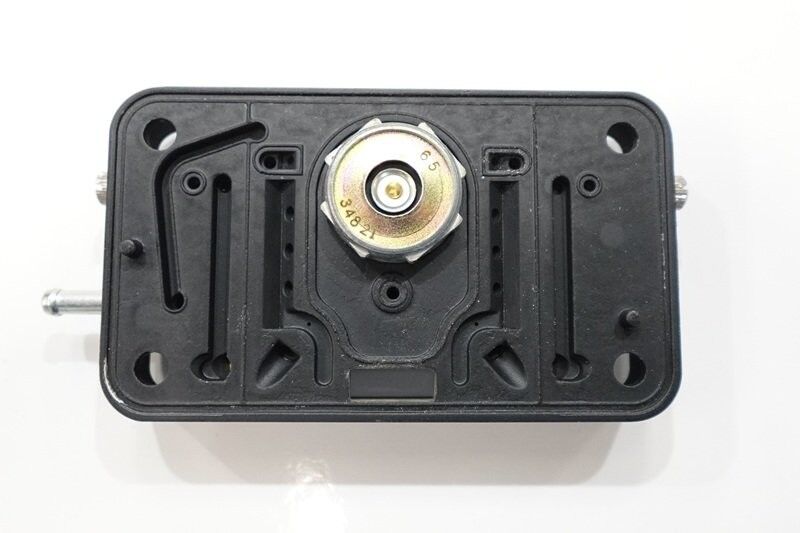 QUICK FUEL CARBURETOR BD1957 BLACK METERING BLOCK TAKE OFF